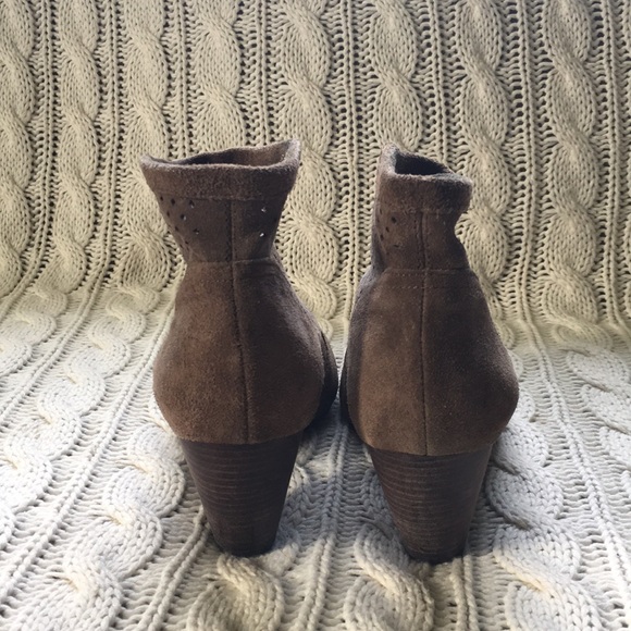 Jessica Simpson Booties - Picture 3 of 5